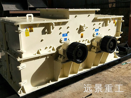 雙打式破碎機(jī)2